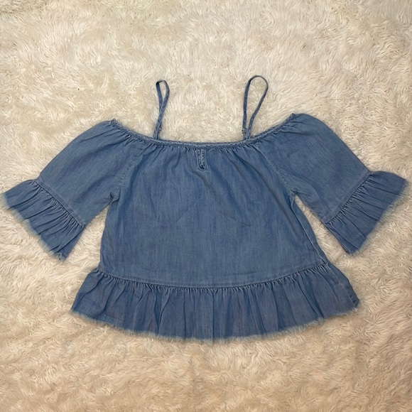🦋BOHO DENIM OFF THE SHOULDERS KIDS TOP • FALLS CREEK SIZE LARGE 10/12🦋 - Picture 1 of 5